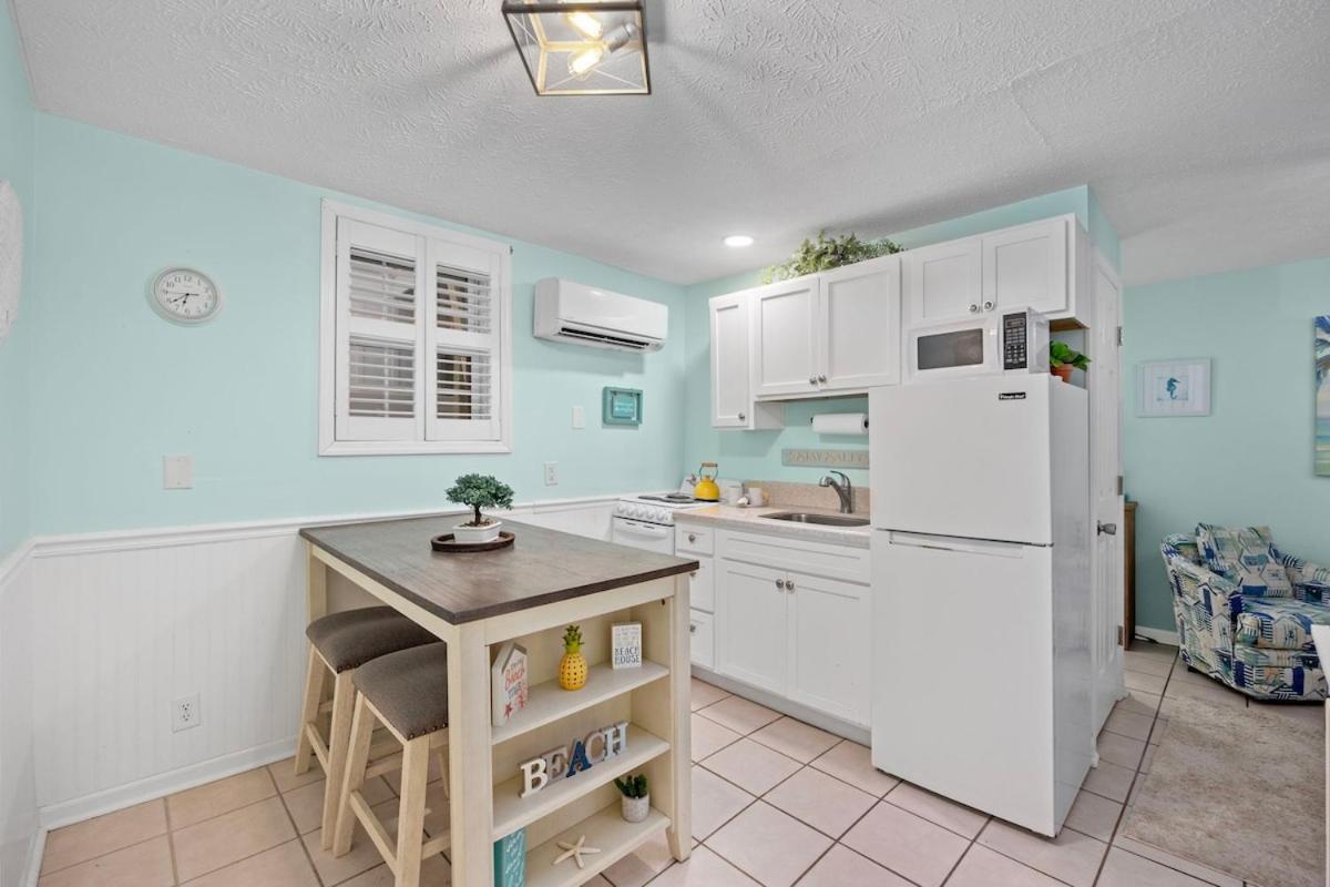 Cherry Grove Efficiency Just Steps From The Beach Мертл-Біч Екстер'єр фото